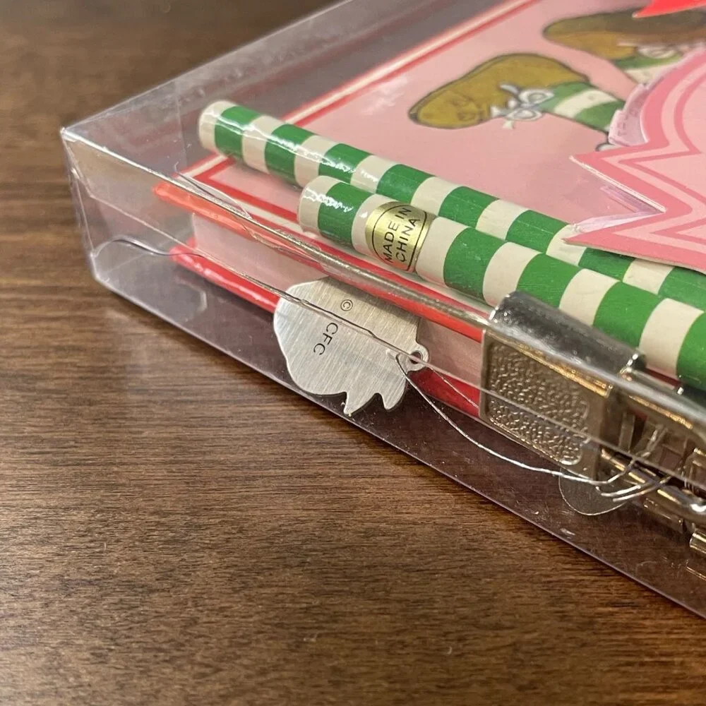 Strawberry Shortcake nib flaw
